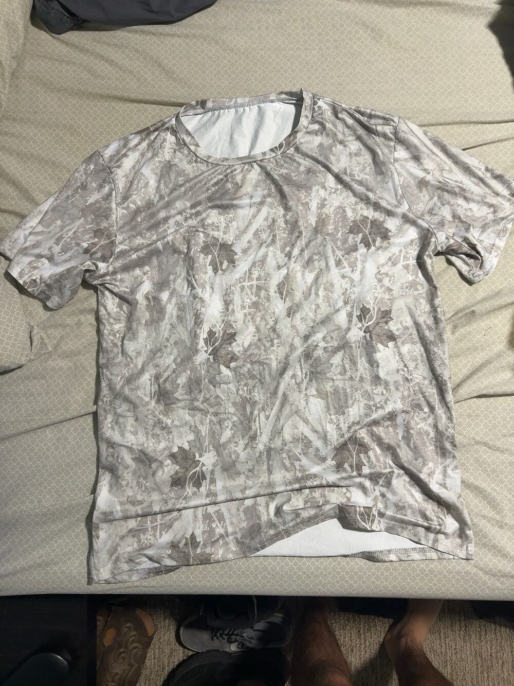Gray White Woodland Camo Print T Shirt Mens Large Polyester